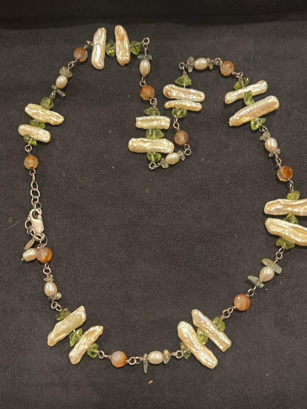 Now’s Pearl and Peridot Bead Necklace - Elegant Cream and Green
